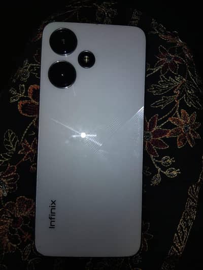 Infinix Hot 30 Play