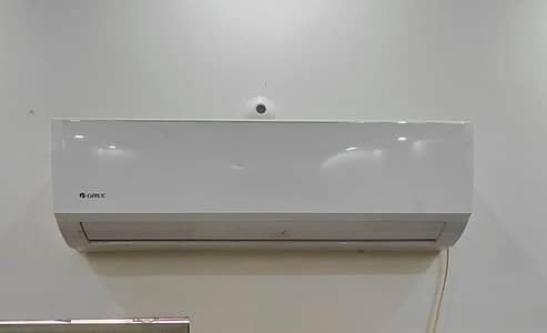 Split A/C For Sale in Very Good Condition