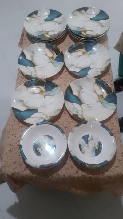 18 Pieces Dinner Set