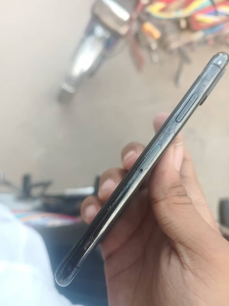 Apple iPhone X pta approve 2