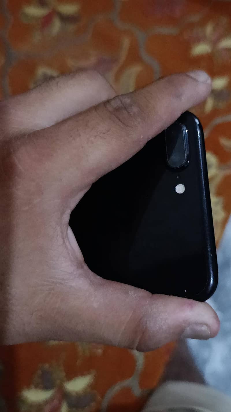 Apple iPhone 7 Plus 4