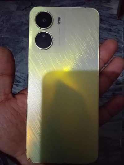 Vivo Y16