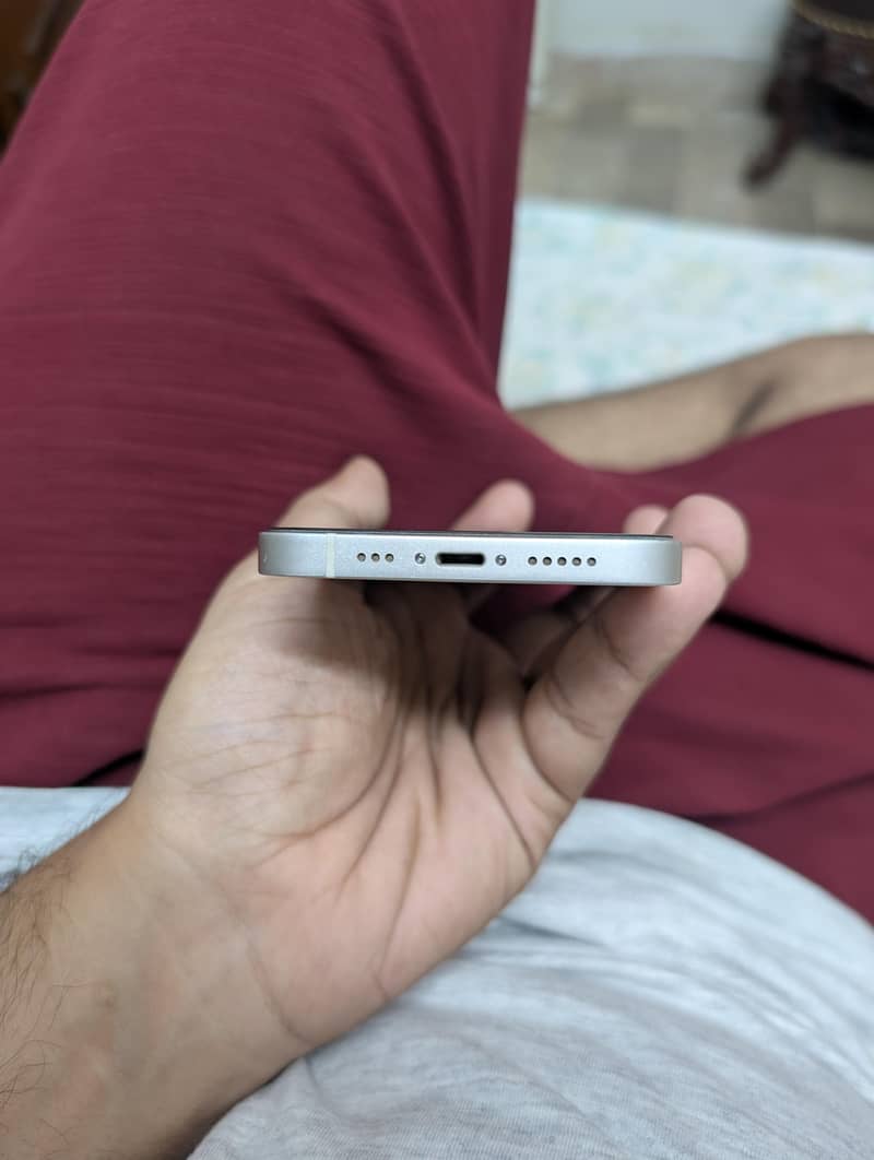 iPhone 12 7