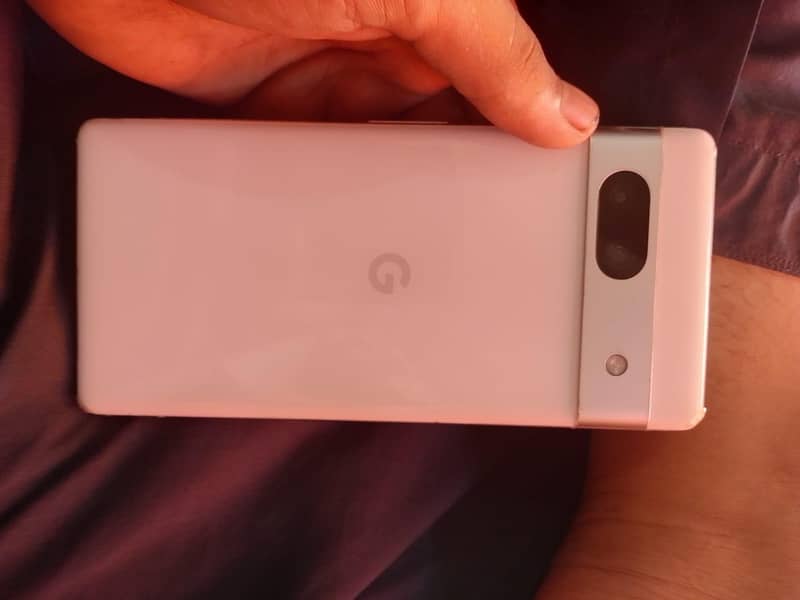 Google Pixel 7a 1
