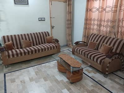 7 seater sofa with table
