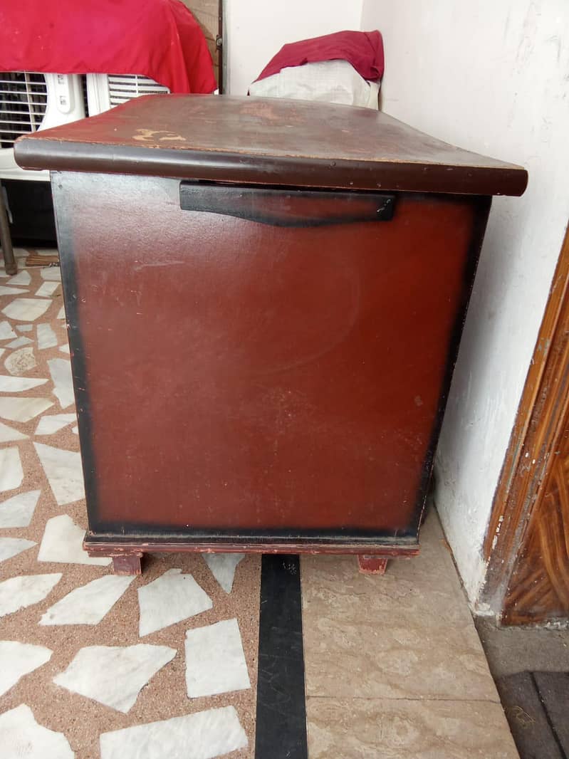 iron table 1