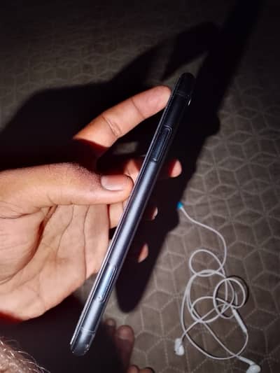 Apple iPhone XR