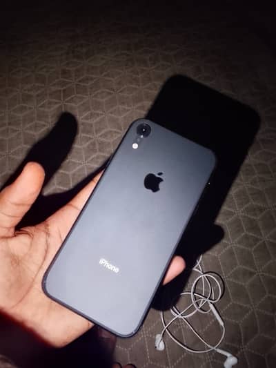 Apple iPhone XR