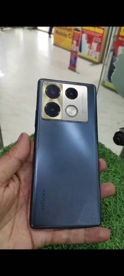 Infinix Note 40 Pro
