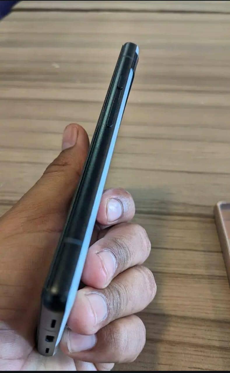 Google Pixel 6a 1