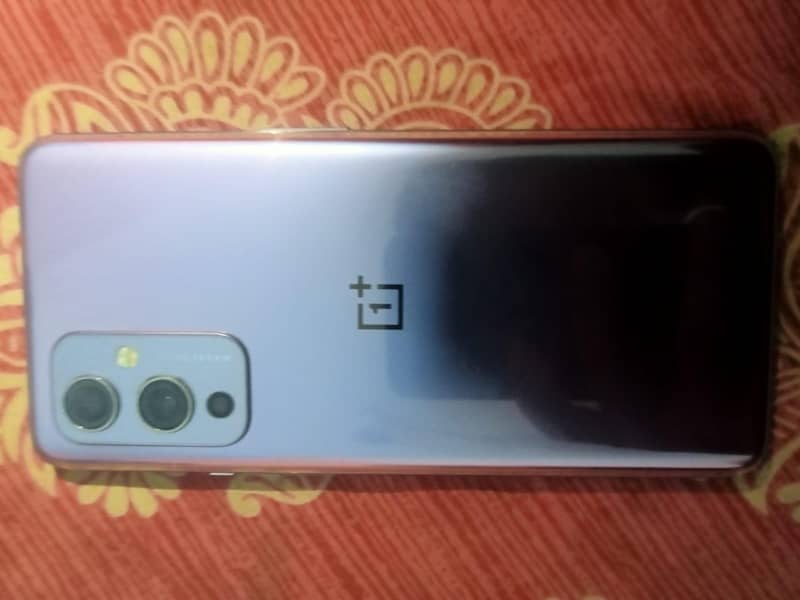 OnePlus 9 3