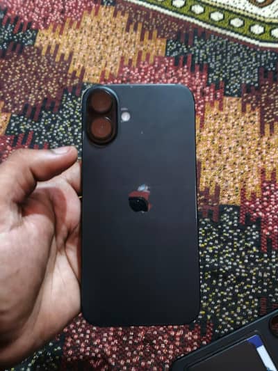 Apple iPhone 16 Plus