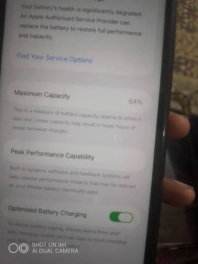 Apple iPhone 11 . I phone  128 GB   battery  64  health