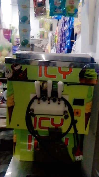ice cream Kone machine