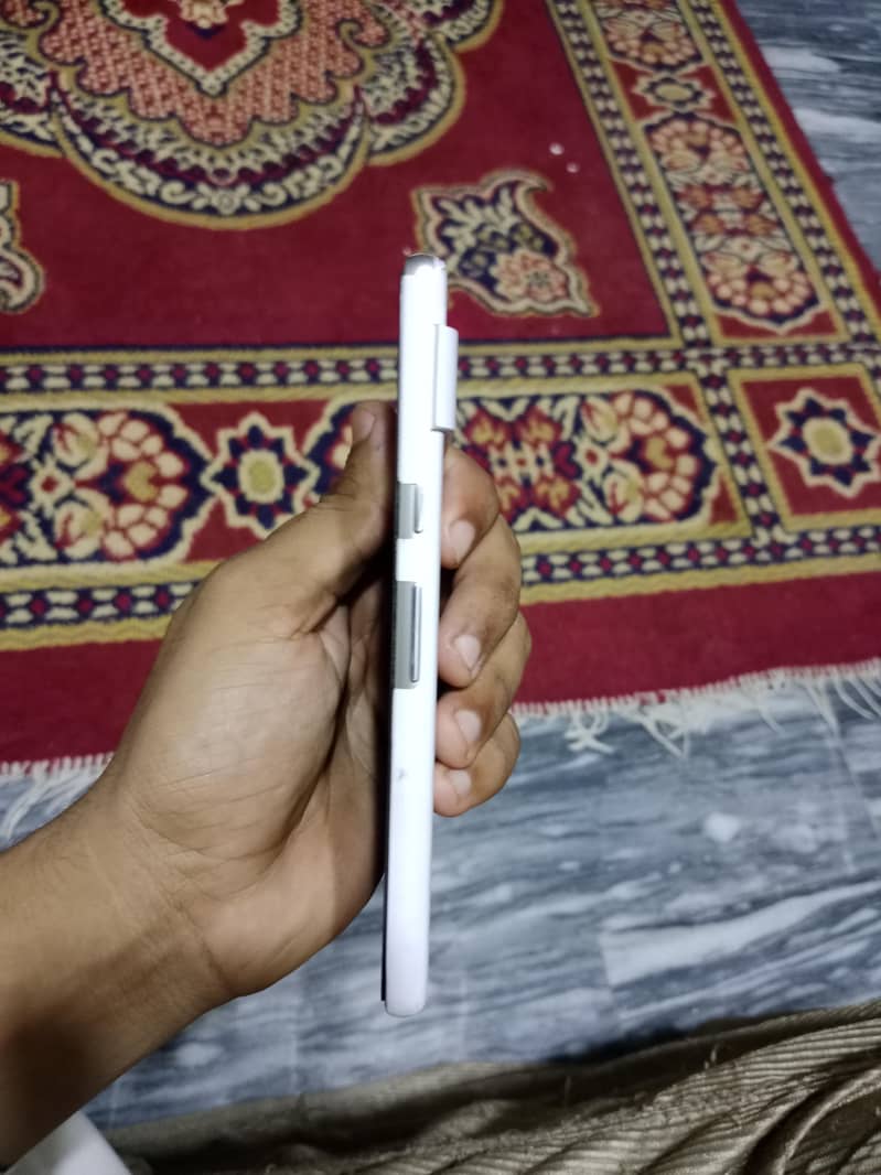 Google Pixel 7 3