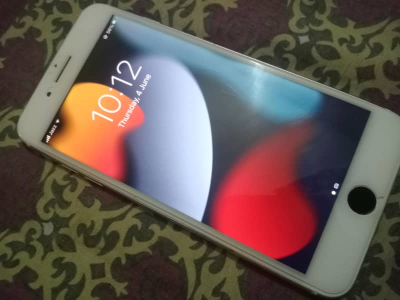 Apple iPhone 7 Plus 1