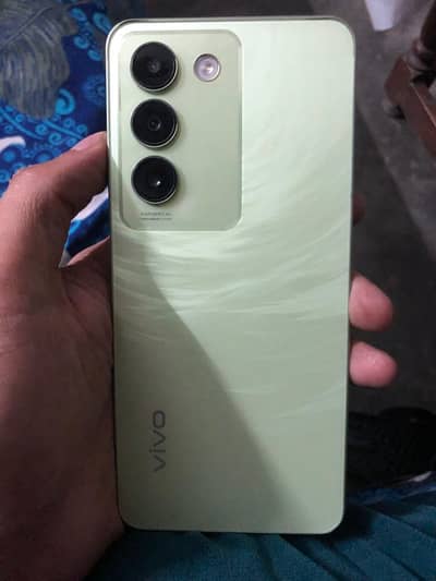 Vivo y100 8/128