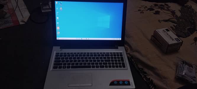 Lenevo Ideapad 300
