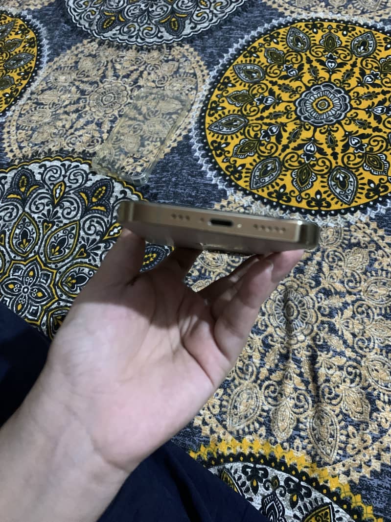 iPhone 12 Pro 3