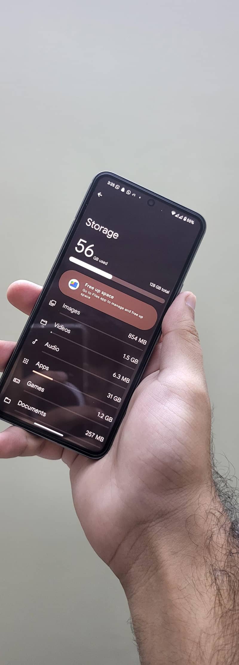 Google Pixel 8 3