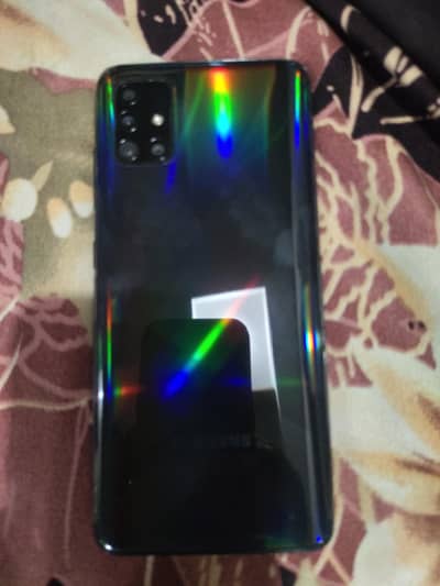 Samsung Mobile A51 in mint condition BOX AND CHARGER