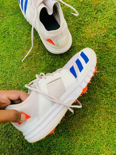 Addidas uk 10 Num