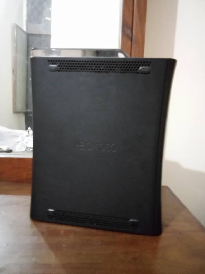 xbox360 mint condition 4