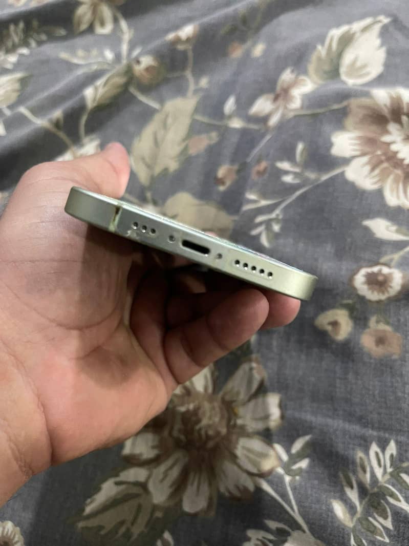 Iphone 12 4