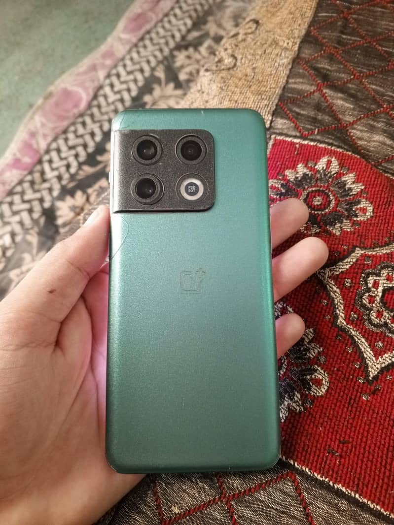 One Plus 10 Pro 1