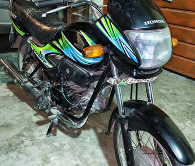 Honda pridor 100cc 2018 model . Only in Rs. 90,000