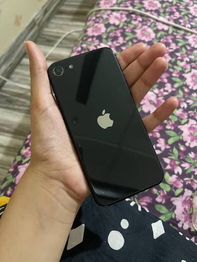 Apple iPhone SE