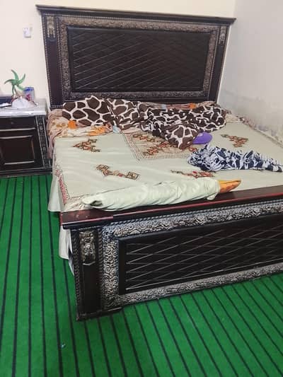 used bed dressing and showcase