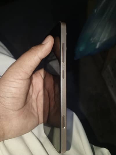 Apple iPhone 16 Pro Max non pta Sim working