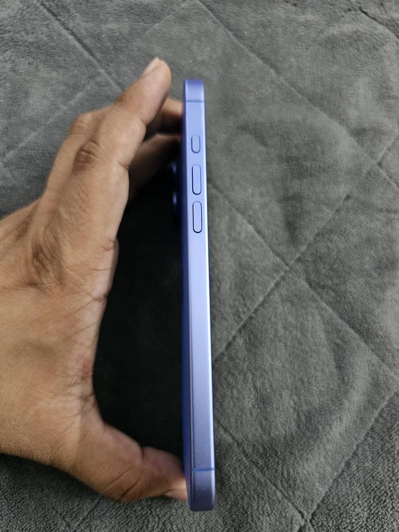 Apple iPhone 16 Plus 1