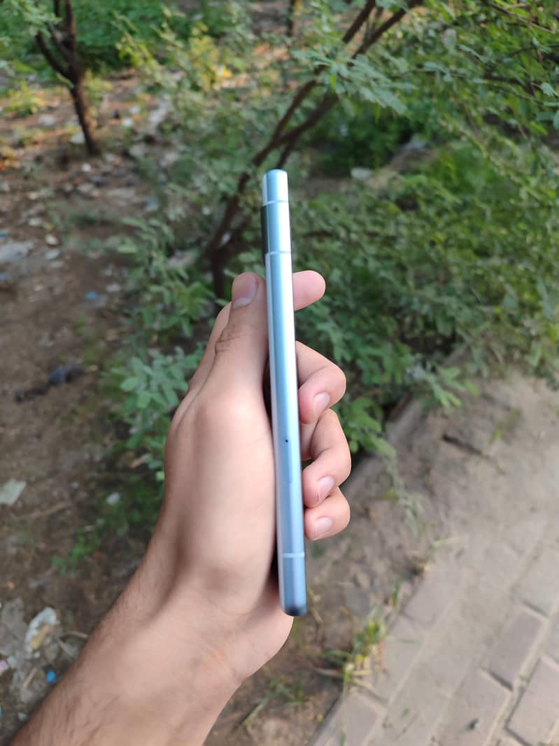 Google Pixel 7a 4