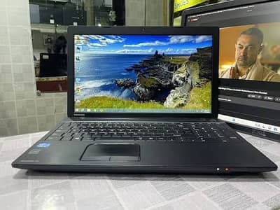 Laptop For SALE.