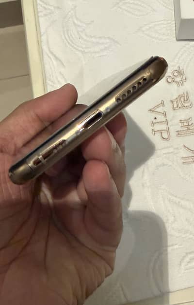 Apple iPhone XS