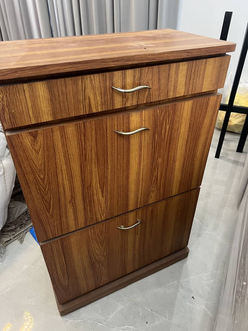 Console, shoe rack, computer tables 0