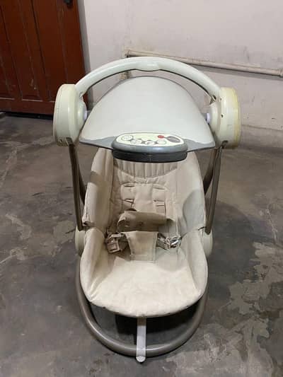 Baby swing