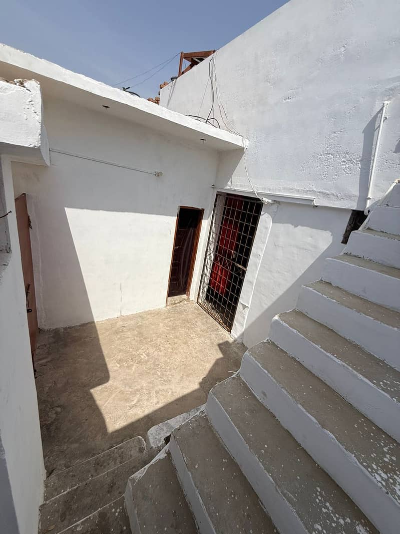 House 3