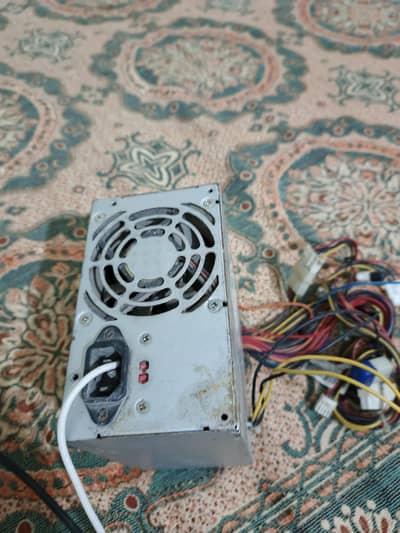 12 v supply for charging fan