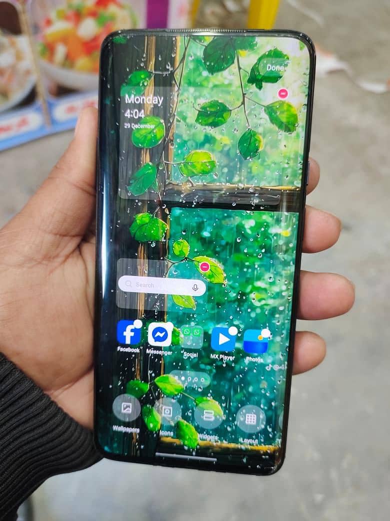 One Plus 7 Pro 4