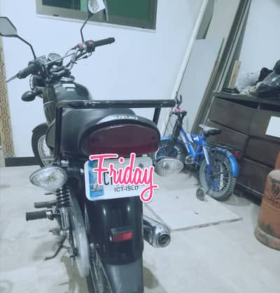 Suzuki GS 150 2023