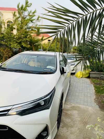 Toyota Altis Grande 2025