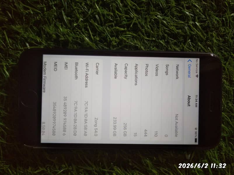 Apple iPhone 8 2
