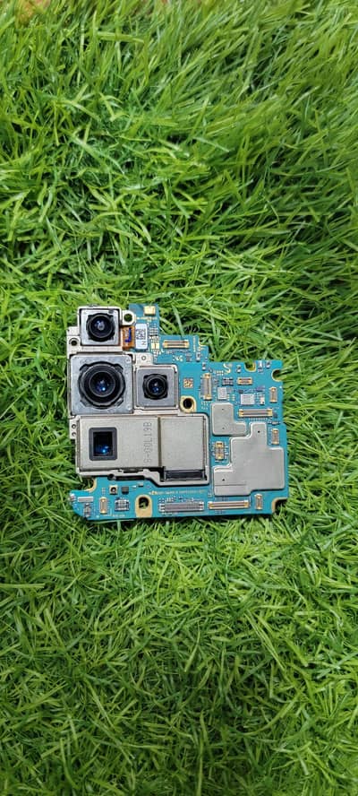 Samsung Mobile S21 Ultra 12/128 penal dead