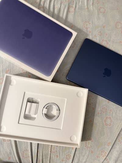 MacBook 2026 Model 512GB – Like New better then macbook PRO