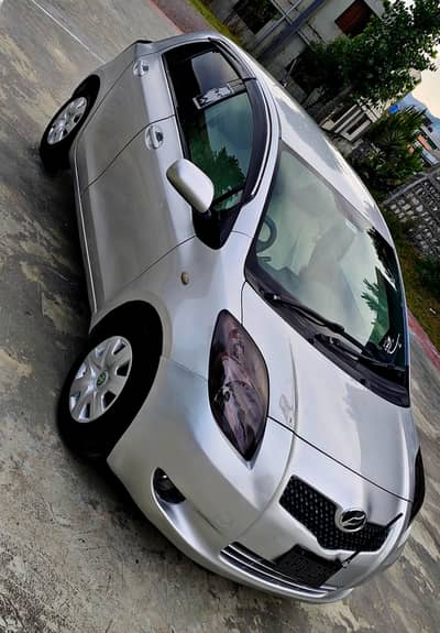 Toyota Vitz 2006
