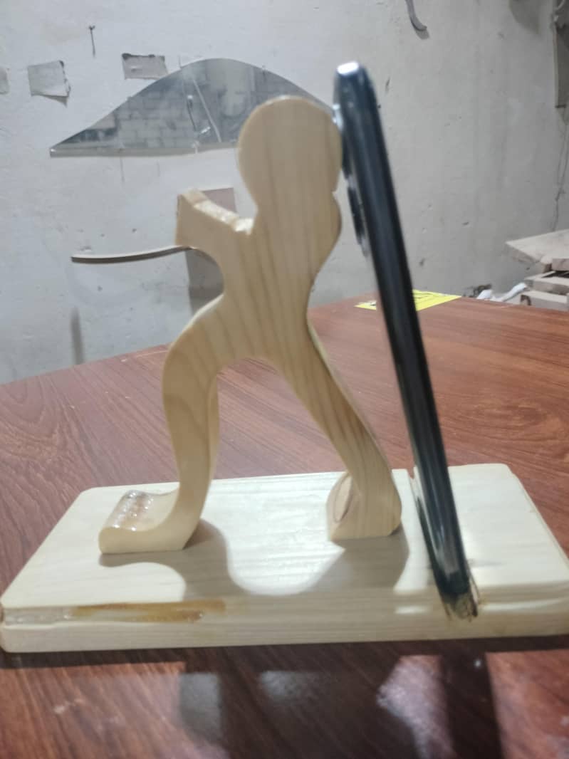 mobile stand 4