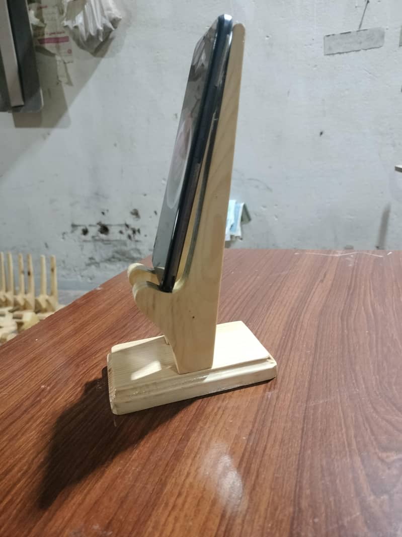 mobile stand 9